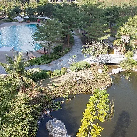 โรงแรม R-con Wongamat Pattaya