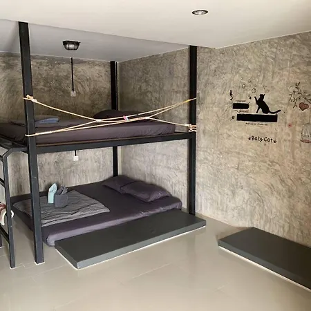 Hotel Rakchayanin Koh Larn 3*