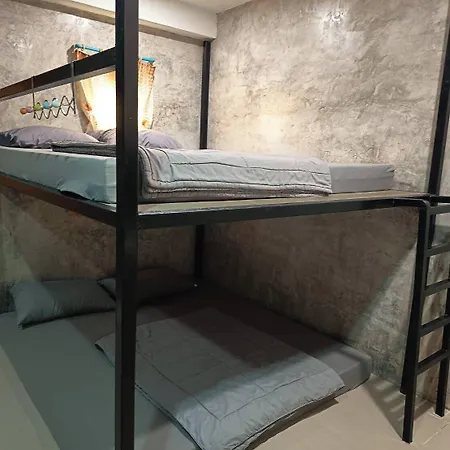 Hotel Rakchayanin Koh Larn Pattaya
