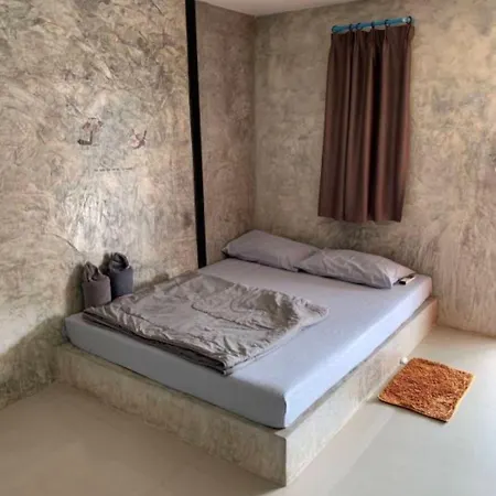 Hotel Rakchayanin Koh Larn 3*