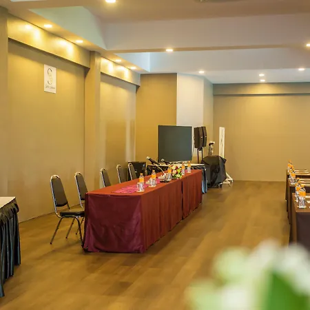 โรงแรม Sabai Sabana Pattaya