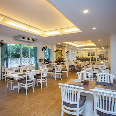 โรงแรม Sabai Sabana 4*
