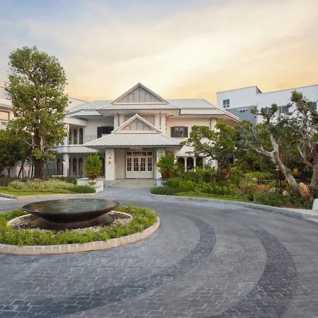 โรงแรม Health Land &