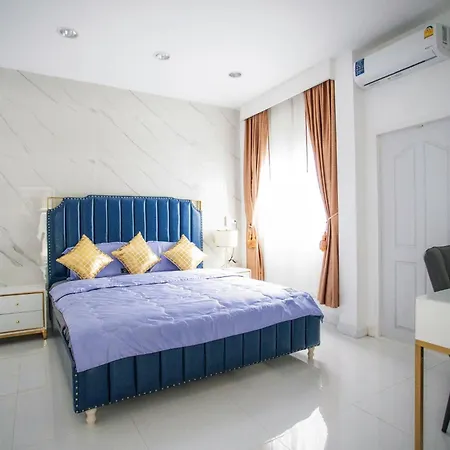 Kw Pool Villa *