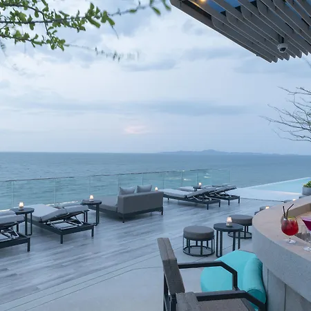 U Jomtien Hotel 4*