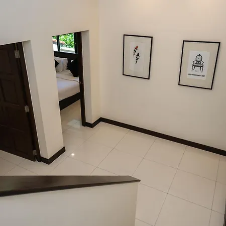 Villa Luxury Pool 4 Bedroom 900m 1.5 Km Downtown *