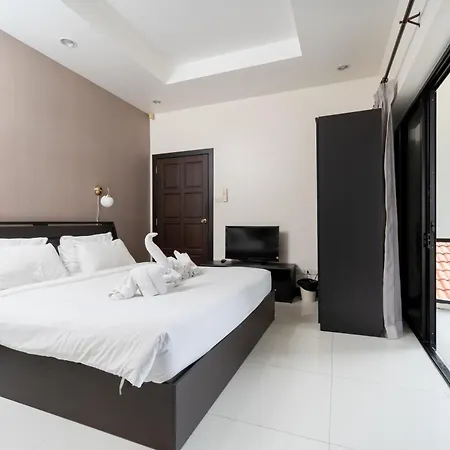 Villa Luxury Pool 4 Bedroom 900m 1.5 Km Downtown *