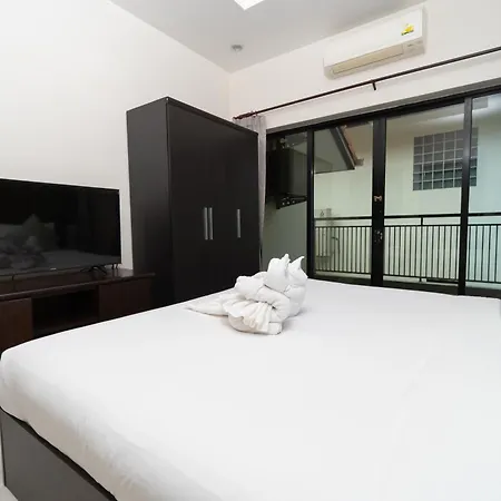 Luxury Pool 4 Bedroom 900m 1.5 Km Downtown *