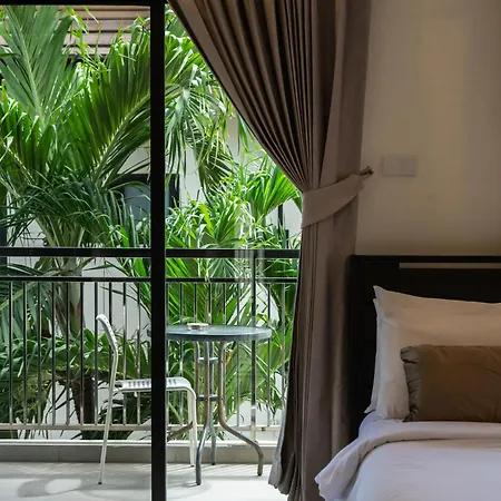 Luxury Pool 4 Bedroom 900m 1.5 Km Downtown * Pattaya