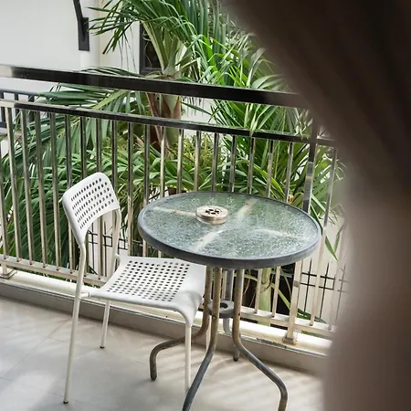 Luxury Pool 4 Bedroom 900m 1.5 Km Downtown Pattaya