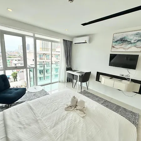 Getaway In Center Apartment *