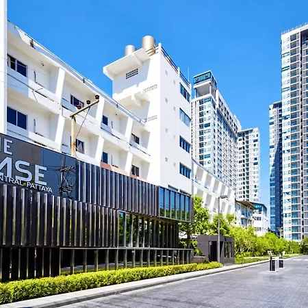 อพาร์ทเม้น The Base Sea View *