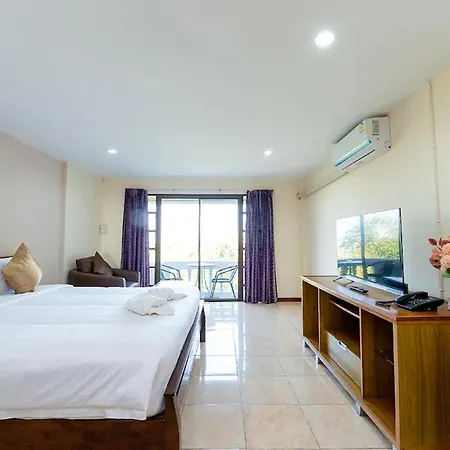Hotel Hillside 3*