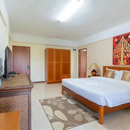 Hotel Hillside 3*