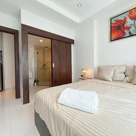 Garden Access 1 Bedroom In Serenity Apartment