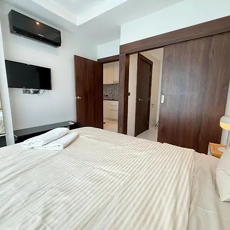 Garden Access 1 Bedroom In Serenity *