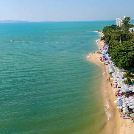 The Heritage Beachfront 5* Pattaya