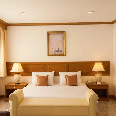 Lido Hotel 3*
