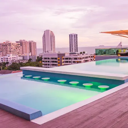 Unique Regency โรงแรม 4*