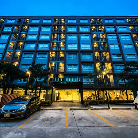 The Grass Serviced 4* Pattaya