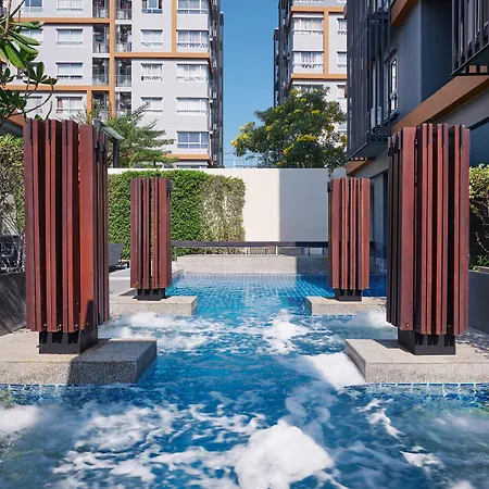 โรงแรม The Grass Serviced Pattaya