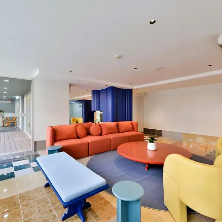 The Grass Serviced โรงแรม 4*