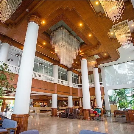 โรงแรมรอยัลพาเลซ Pattaya