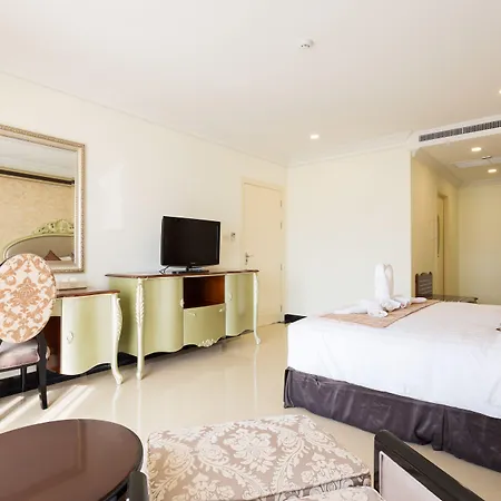 Crystal โรงแรม Pattaya
