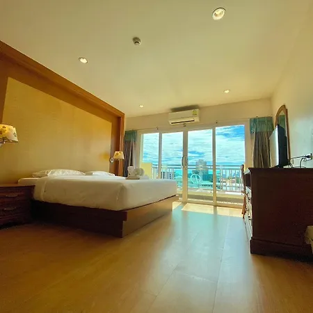 Hotel Dhotel 3*
