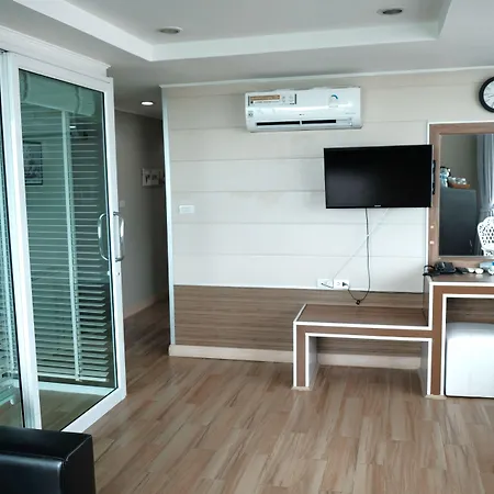 The Front Resort, 3* Pattaya