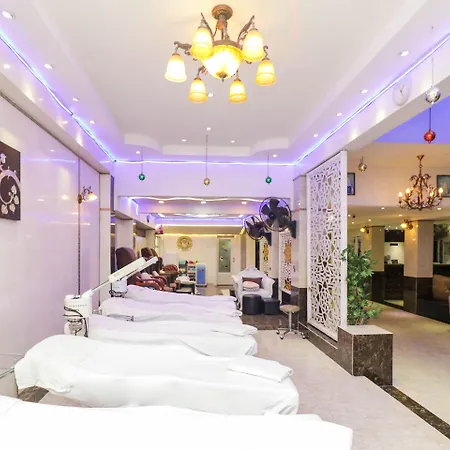 Natural Hotel 3*