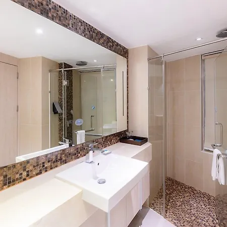โรงแรม Shilat Avenue 4*