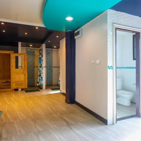 Land Royal โรงแรม 4*