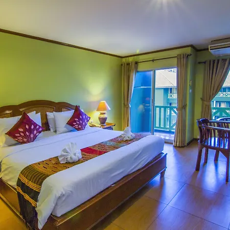 Phuphaya Resort 2*