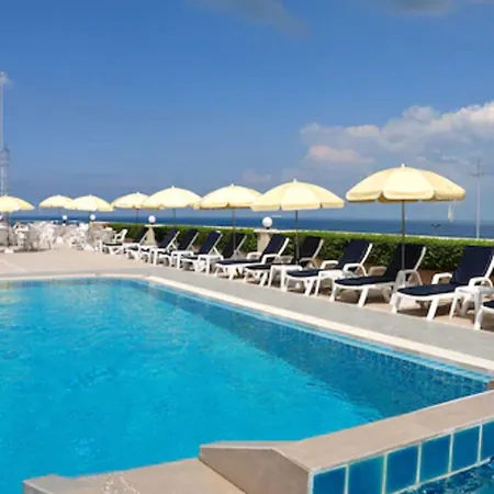 Flipper - Sha Extra Hotel 3*