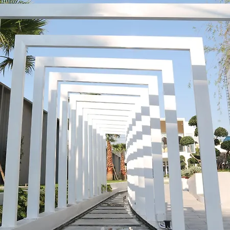 Crystal Palace Luxury Hotel Pattaya