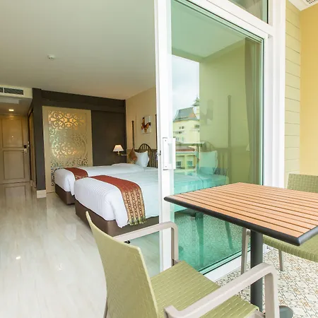 Crystal Palace Luxury