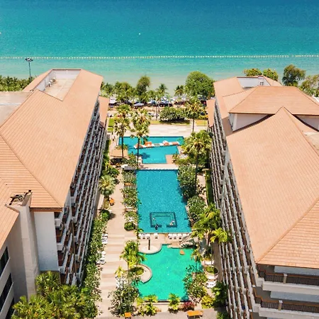 Welcome World Beachfront Pattaya