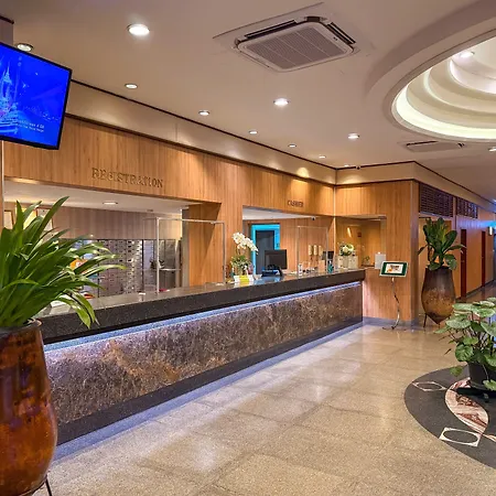 โกลเด้นบีชโฮเทล พัทยา โรงแรม