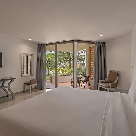 รีสอร์ท Tropicana 4*
