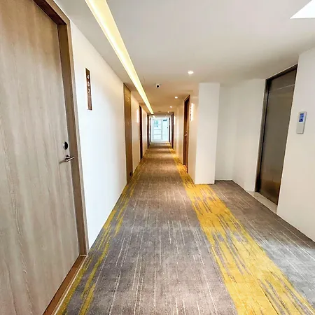 Hotel The One Bay Breeze