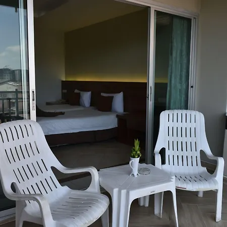 Diana Garden - Sha Extra โรงแรม