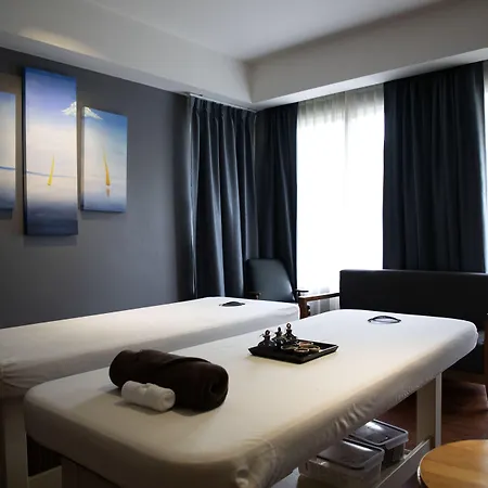 The Leela & โรงแรม