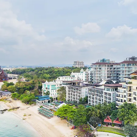 Modus Beachfront รีสอร์ท
