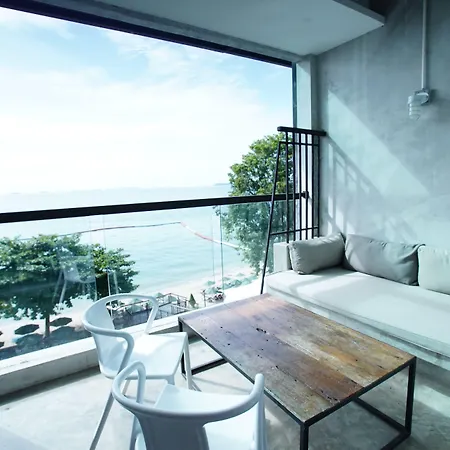 Modus Beachfront Pattaya