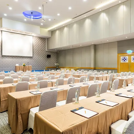 โรงแรมแกรนด์ เบลลา 4* Pattaya
