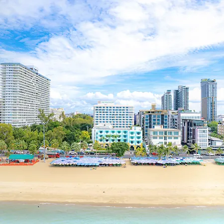 โรงแรม Wave