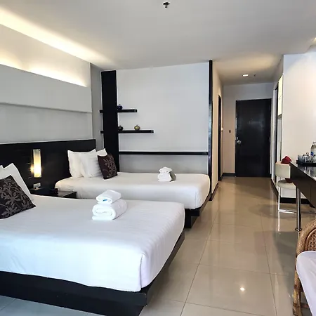 บารอน บีช 4*