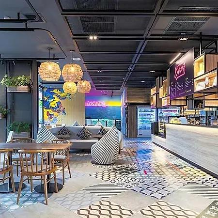 โรงแรม Cosi Wong Amat 3*
