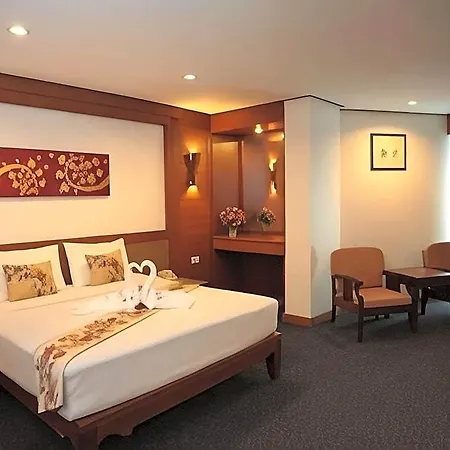 รายัล ทวินส์ พาเลซ โรงแรม